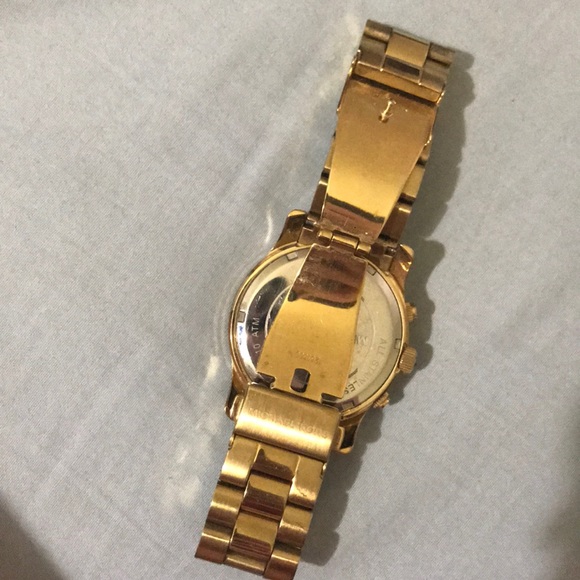 Women’s Michael kors watch - Picture 2 of 4